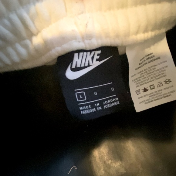 Nike Sweatpants - Picture 5 of 5